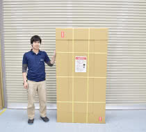 900×1,800mmパネルの荷姿です。