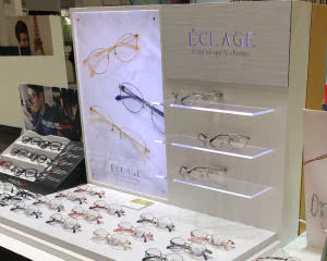 電飾看板用フィルム(糊なし・乳半)の製作実例