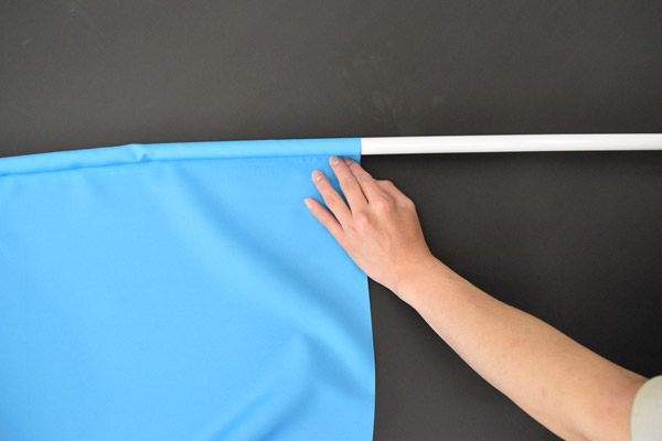 袋加工部分にパイプを通す