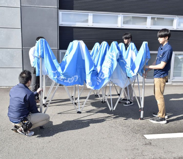 ③ROOF(天幕)を被せる